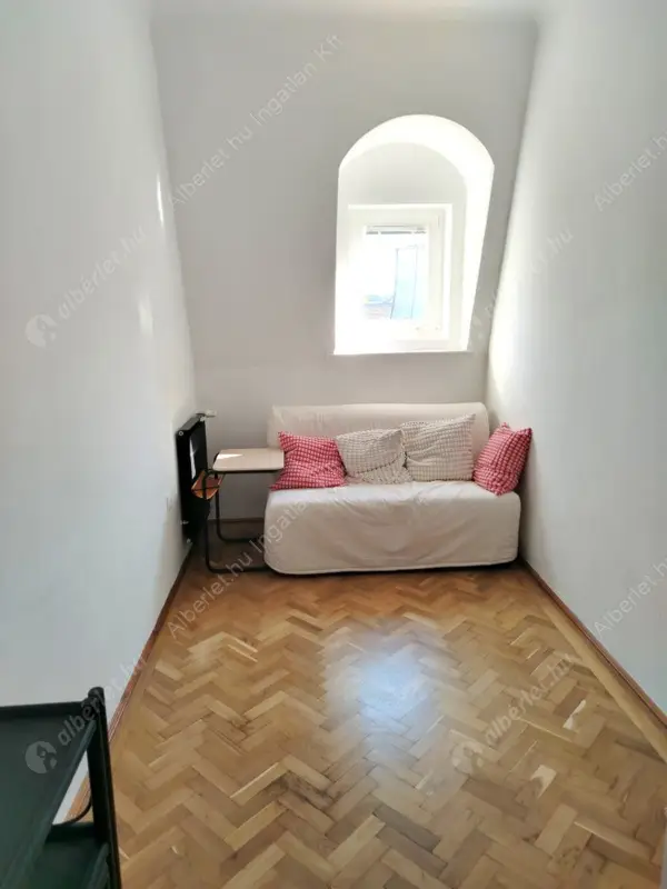 Kiadó albérlet 370000 Ft/hó áron: Budapest, XII. kerület  Kiss János altábornagy utca. Mérete: 87 nm, 3 szobás | Alberlet.hu - 6594031