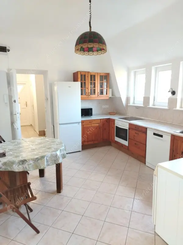 Kiadó albérlet 370000 Ft/hó áron: Budapest, XII. kerület  Kiss János altábornagy utca. Mérete: 87 nm, 3 szobás | Alberlet.hu - 6594039