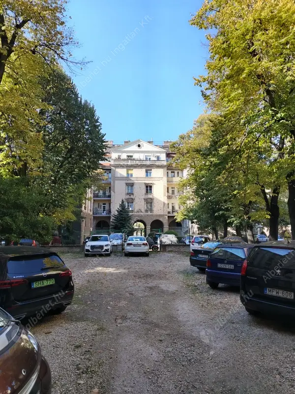 Kiadó albérlet 370000 Ft/hó áron: Budapest, XII. kerület  Kiss János altábornagy utca. Mérete: 87 nm, 3 szobás | Alberlet.hu - 6594049