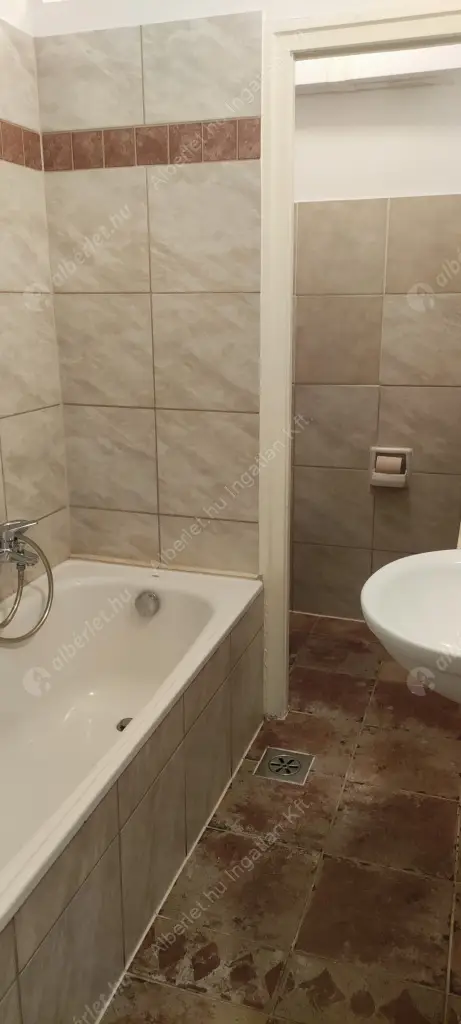 Kiadó albérlet 420000 Ft/hó áron: Budapest, XII. kerület  Kútvölgyi út. Mérete: 105 nm, 3 szobás | Alberlet.hu - 6516218