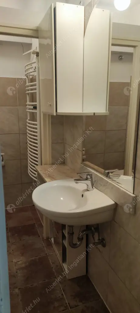 Kiadó albérlet 420000 Ft/hó áron: Budapest, XII. kerület  Kútvölgyi út. Mérete: 105 nm, 3 szobás | Alberlet.hu - 6516219