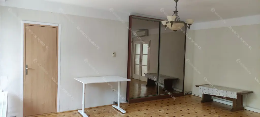 Kiadó albérlet 420000 Ft/hó áron: Budapest, XII. kerület  Kútvölgyi út. Mérete: 105 nm, 3 szobás | Alberlet.hu - 6639759