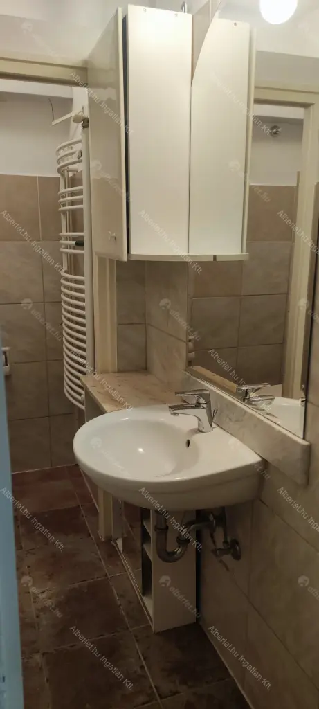 Kiadó albérlet 420000 Ft/hó áron: Budapest, XII. kerület  Kútvölgyi út. Mérete: 105 nm, 3 szobás | Alberlet.hu - 6639776