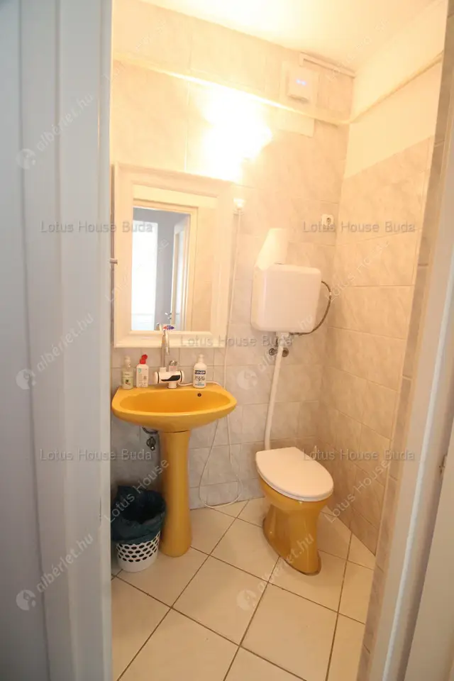 Kiadó albérlet 360000 Ft/hó áron: Budapest, XII. kerület  Kútvölgyi út. Mérete: 130 nm, 3 szobás | Alberlet.hu - 6487968