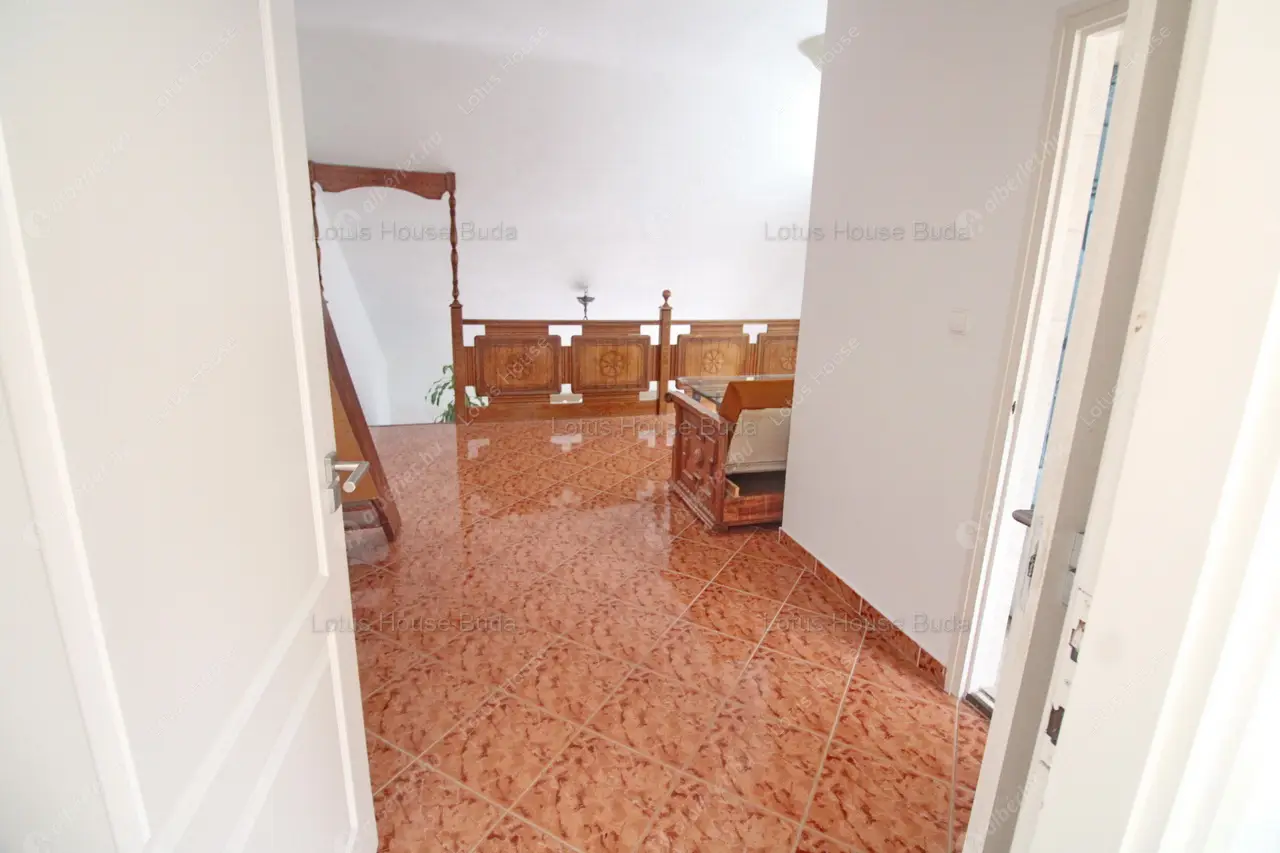 Kiadó albérlet 360000 Ft/hó áron: Budapest, XII. kerület  Kútvölgyi út. Mérete: 130 nm, 3 szobás | Alberlet.hu - 6487974