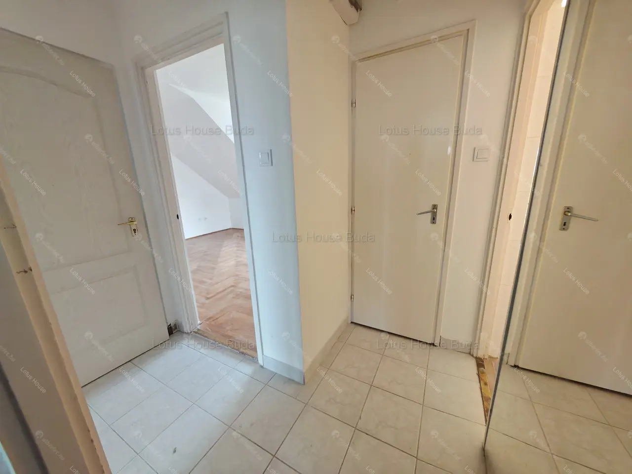 Kiadó albérlet 335000 Ft/hó áron: Budapest, XII. kerület  Lidérc utca. Mérete: 70 nm, 3 szobás | Alberlet.hu - 6707286