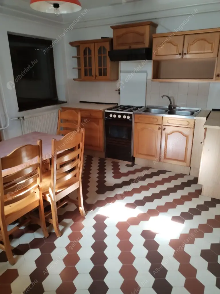Kiadó albérlet 290000 Ft/hó áron: Budapest, XII. kerület  Lidérc utca. Mérete: 72 nm, 2 szobás | Alberlet.hu - 6582157