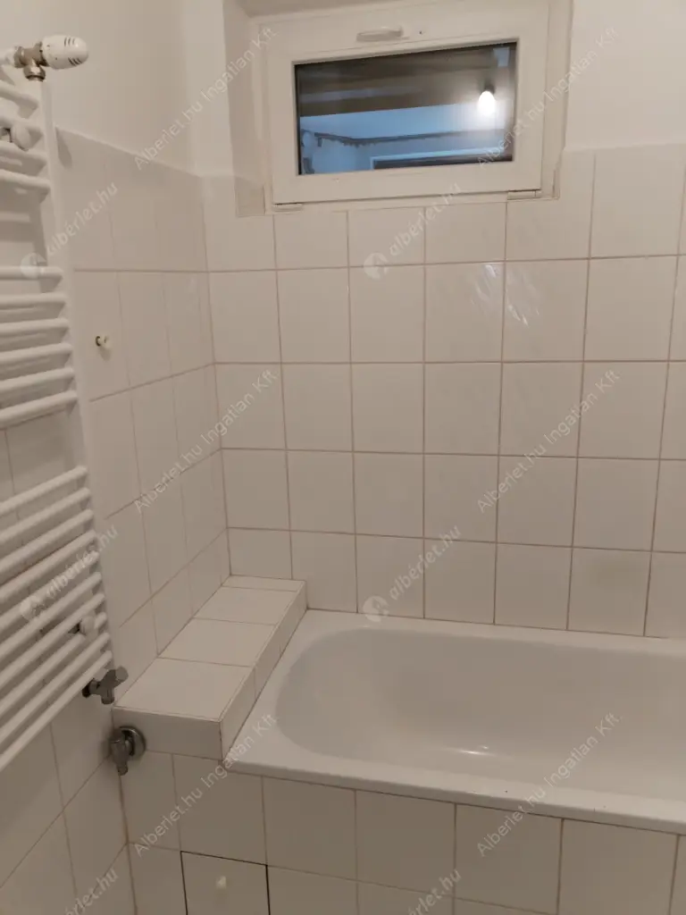 Kiadó albérlet 290000 Ft/hó áron: Budapest, XII. kerület  Lidérc utca. Mérete: 72 nm, 2 szobás | Alberlet.hu - 6582159