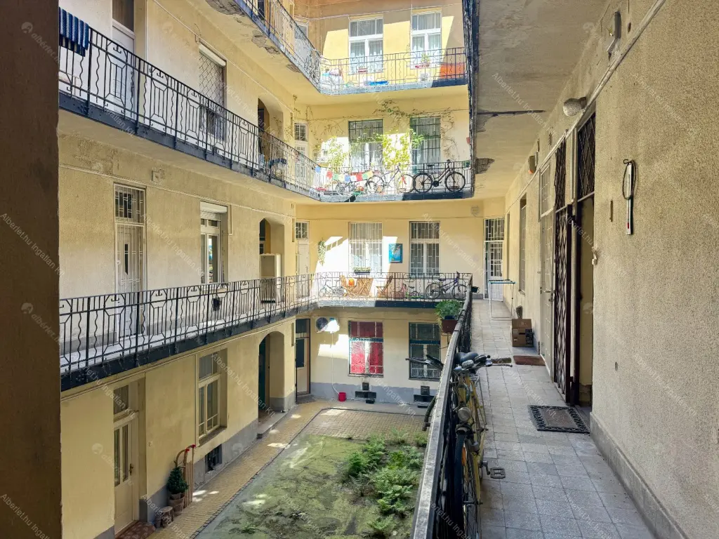 Kiadó albérlet 200000 Ft/hó áron: Budapest, XII. kerület  Maros utca. Mérete: 31 nm, 1 szobás | Alberlet.hu - 6704305