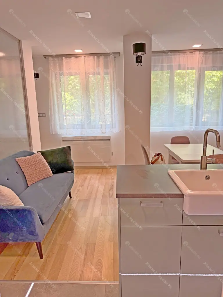 Kiadó albérlet 360000 Ft/hó áron: Budapest, XII. kerület  Maros utca. Mérete: 54 nm, 2 szobás | Alberlet.hu - 6775689
