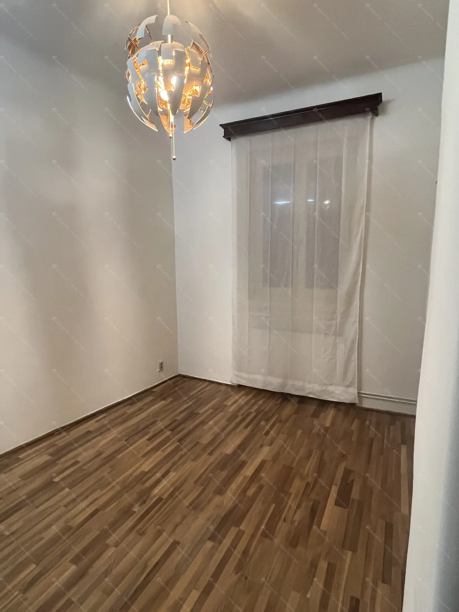 Kiadó albérlet 535000 Ft/hó áron: Budapest, XII. kerület  Maros utca. Mérete: 77 nm, 3 szobás | Alberlet.hu - 6586489