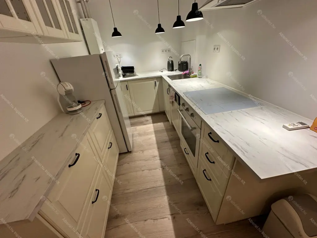 Kiadó albérlet 200000 Ft/hó áron: Budapest, XII. kerület  Márvány utca. Mérete: 35 nm, 1 szobás | Alberlet.hu - 6642754