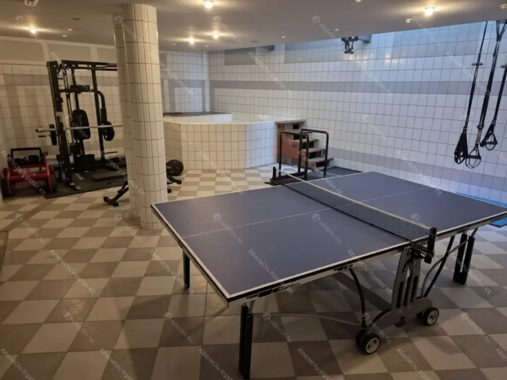 Kiadó albérlet 619000 Ft/hó áron: Budapest, XII. kerület  Mátyás király út. Mérete: 106 nm, 4 szobás | Alberlet.hu - 6678348