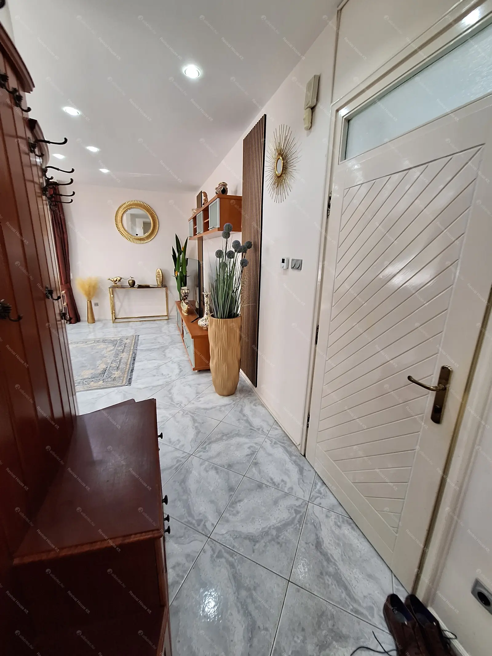 Kiadó albérlet 619000 Ft/hó áron: Budapest, XII. kerület  Mátyás király út. Mérete: 106 nm, 4 szobás | Alberlet.hu - 6707144