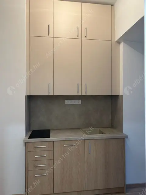 Kiadó albérlet 200000 Ft/hó áron: Budapest, XII. kerület  Melinda út. Mérete: 28 nm, 1 szobás | Alberlet.hu - 6638457