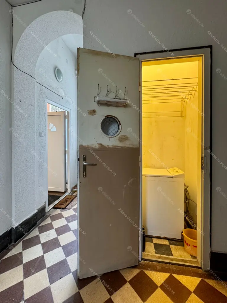 Kiadó albérlet 120000 Ft/hó áron: Budapest, XII. kerület  Melinda út. Mérete: 8 nm, 1 szobás | Alberlet.hu - 6698404