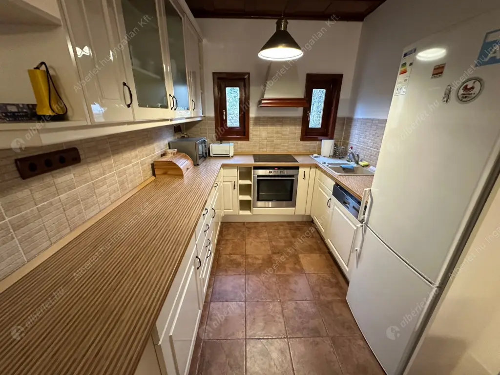 Kiadó albérlet 470000 Ft/hó áron: Budapest, XII. kerület  Nagysalló utca. Mérete: 96 nm, 3 szobás | Alberlet.hu - 6587366