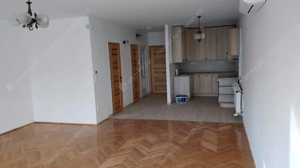 Kiadó albérlet 315000 Ft/hó áron: Budapest, XII. kerület  Nárcisz utca. Mérete: 65 nm, 2 szobás | Alberlet.hu - 6583522