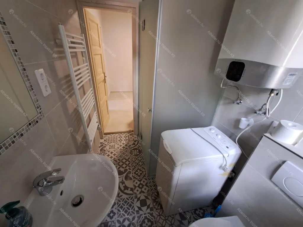 Kiadó albérlet 200000 Ft/hó áron: Budapest, XII. kerület  Németvölgyi út. Mérete: 28 nm, 1 szobás | Alberlet.hu - 6641976