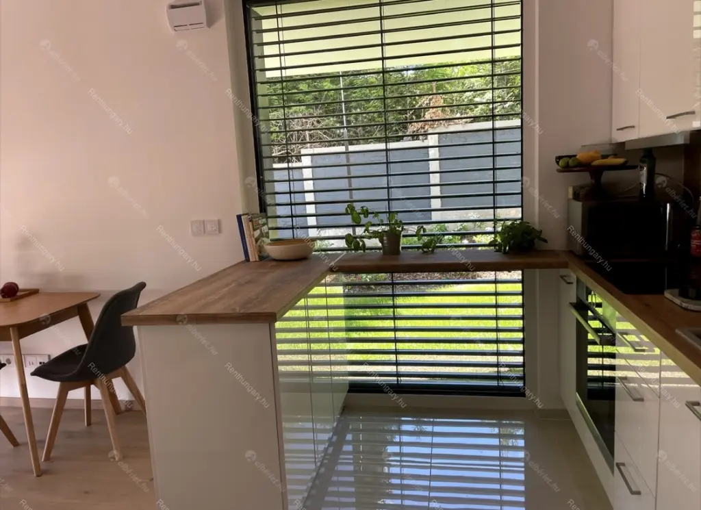 Kiadó albérlet 480000 Ft/hó áron: Budapest, XII. kerület  Németvölgyi út. Mérete: 70 nm, 3 szobás | Alberlet.hu - 6665308