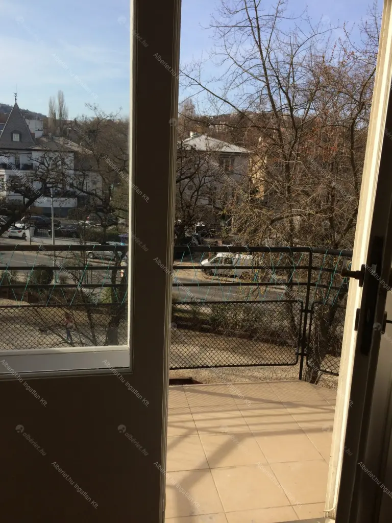 Kiadó albérlet 350000 Ft/hó áron: Budapest, XII. kerület  Németvölgyi út. Mérete: 76 nm, 3 szobás | Alberlet.hu - 6645760