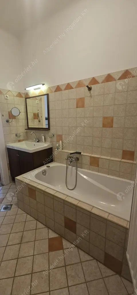 Kiadó albérlet 399000 Ft/hó áron: Budapest, XII. kerület  Németvölgyi út. Mérete: 78 nm, 2 szobás | Alberlet.hu - 6606723