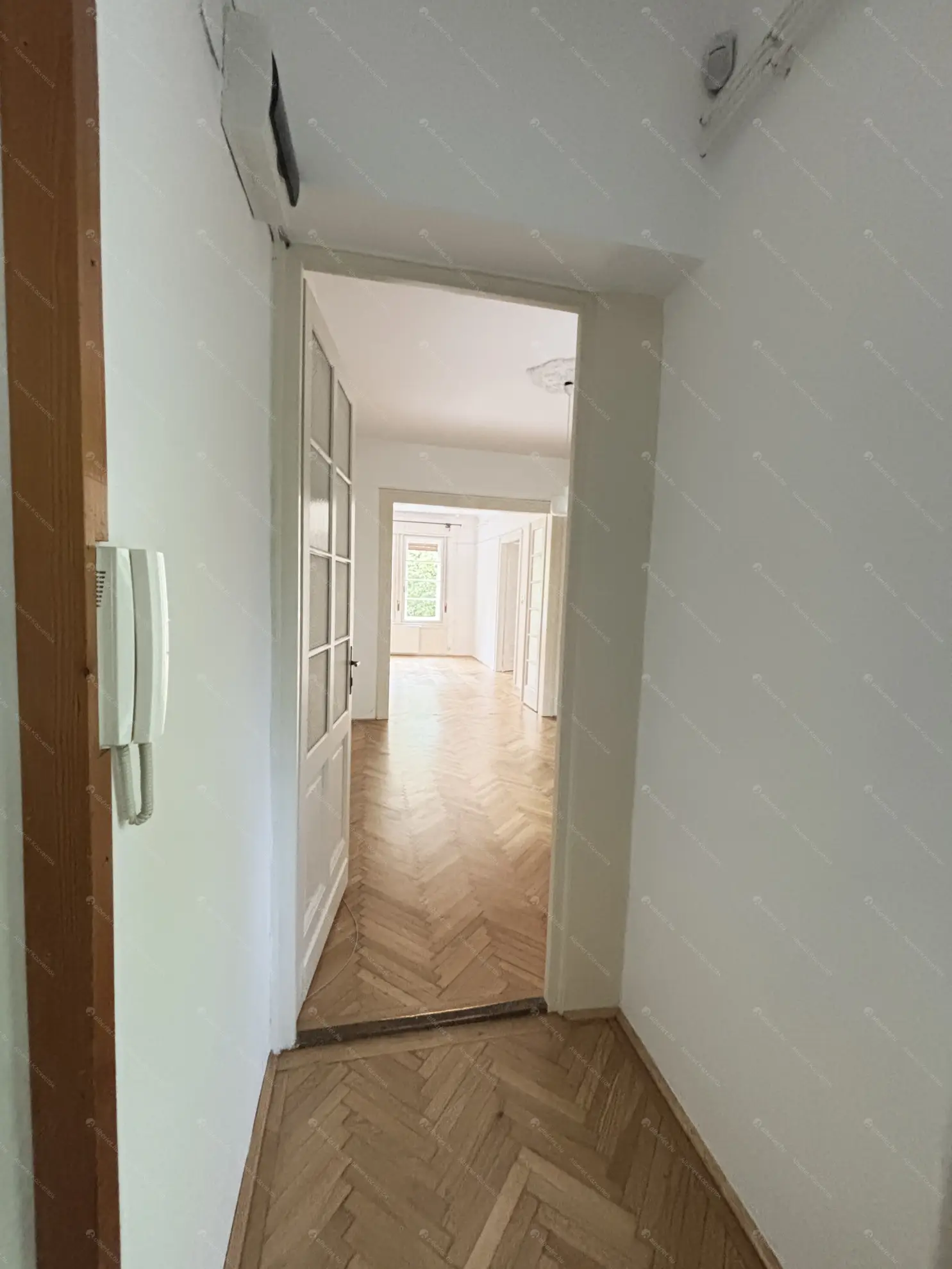 Kiadó albérlet 320000 Ft/hó áron: Budapest, XII. kerület  Németvölgyi út. Mérete: 88 nm, 3 szobás | Alberlet.hu - 6562257