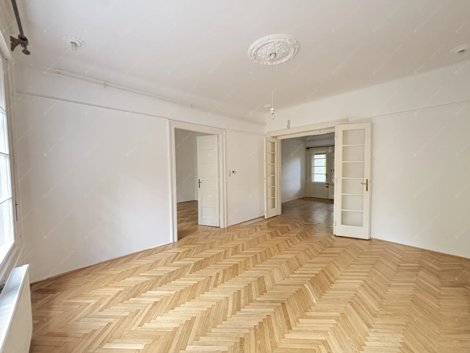 Kiadó albérlet 320000 Ft/hó áron: Budapest, XII. kerület  Németvölgyi út. Mérete: 88 nm, 3 szobás | Alberlet.hu - 6562260