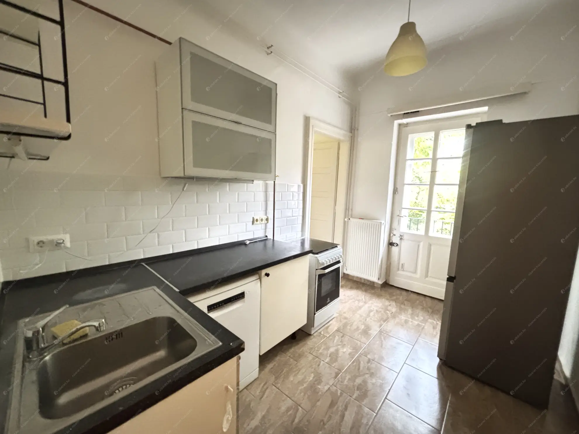 Kiadó albérlet 320000 Ft/hó áron: Budapest, XII. kerület  Németvölgyi út. Mérete: 88 nm, 3 szobás | Alberlet.hu - 6562264