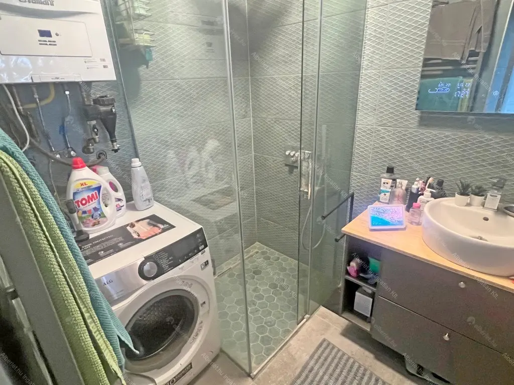 Kiadó albérlet 385000 Ft/hó áron: Budapest, XII. kerület  Óra út. Mérete: 60 nm, 2 szobás | Alberlet.hu - 6653476