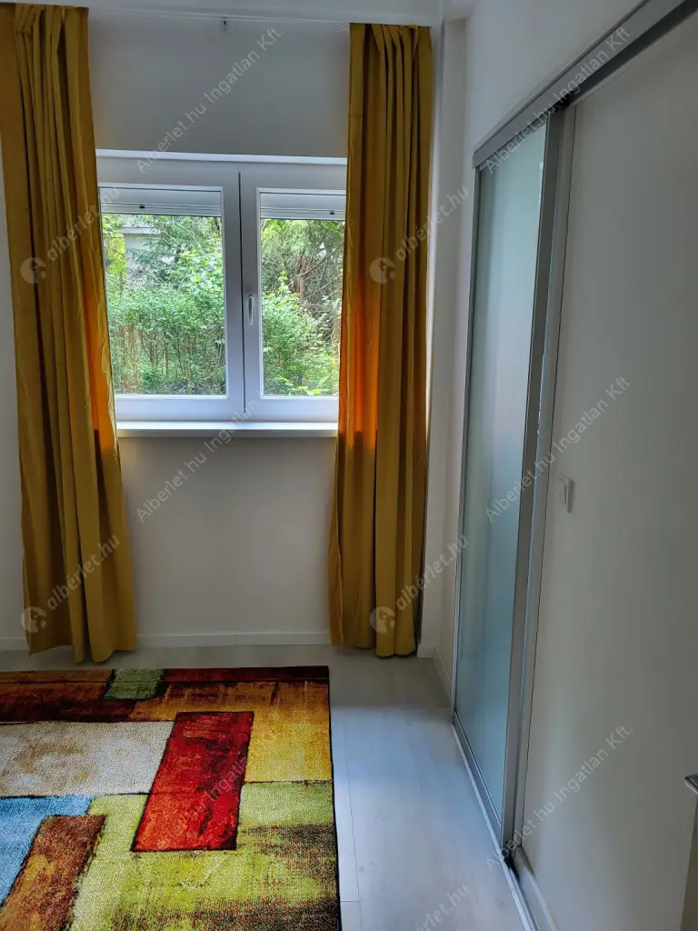 Kiadó albérlet 460000 Ft/hó áron: Budapest, XII. kerület  Orbánhegyi út. Mérete: 68 nm, 2 szobás | Alberlet.hu - 6585996