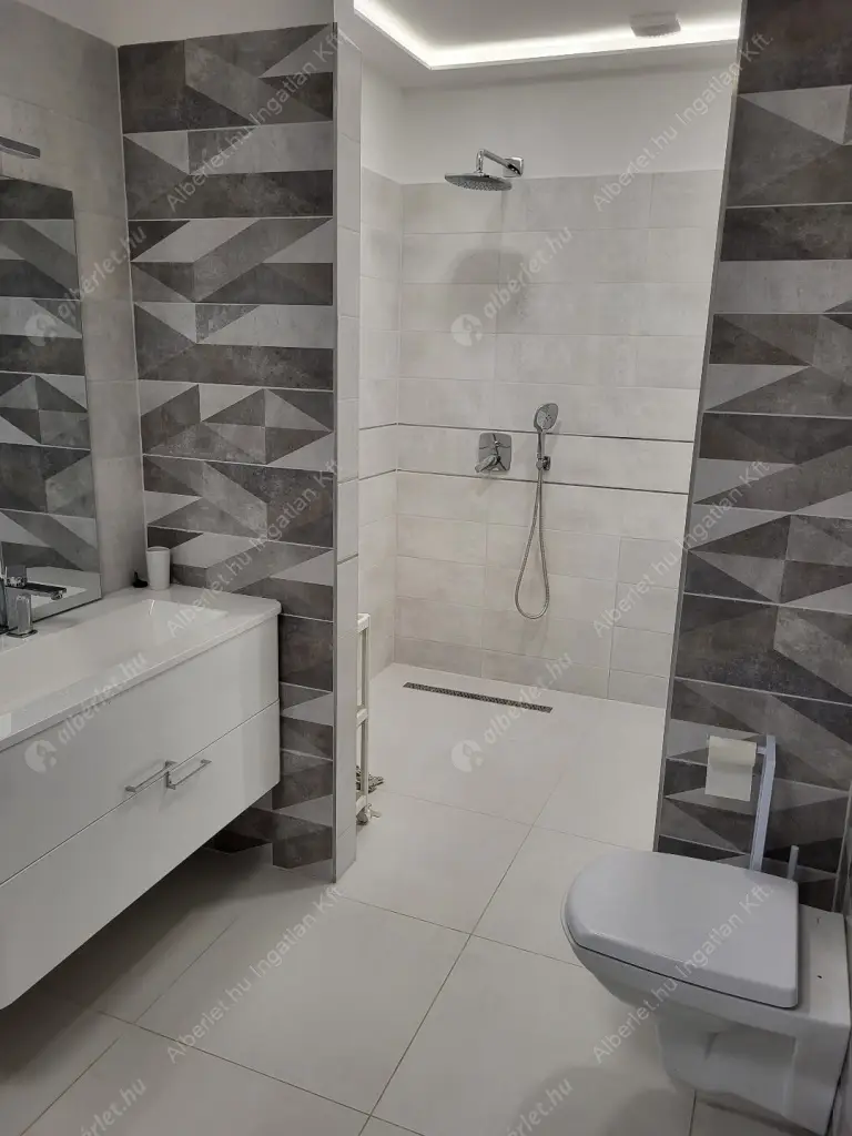 Kiadó albérlet 460000 Ft/hó áron: Budapest, XII. kerület  Orbánhegyi út. Mérete: 68 nm, 2 szobás | Alberlet.hu - 6586000