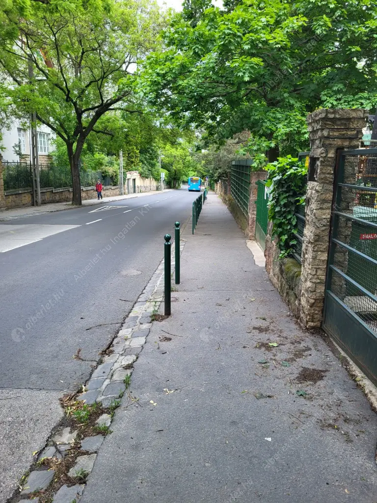 Kiadó albérlet 460000 Ft/hó áron: Budapest, XII. kerület  Orbánhegyi út. Mérete: 68 nm, 2 szobás | Alberlet.hu - 6586004