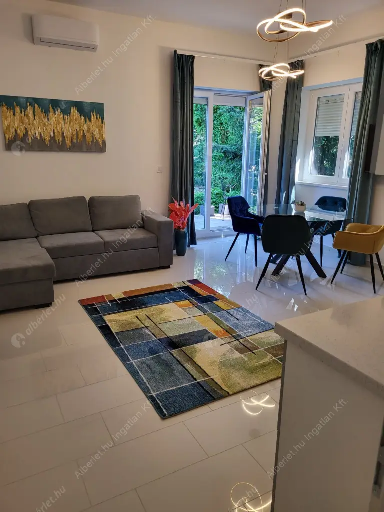 Kiadó albérlet 420000 Ft/hó áron: Budapest, XII. kerület  Orbánhegyi út. Mérete: 68 nm, 2 szobás | Alberlet.hu - 6624178