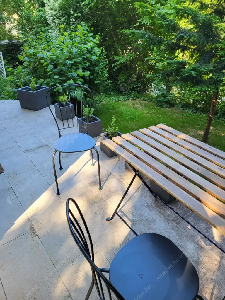 Kiadó albérlet 420000 Ft/hó áron: Budapest, XII. kerület  Orbánhegyi út. Mérete: 68 nm, 2 szobás | Alberlet.hu - 6624187