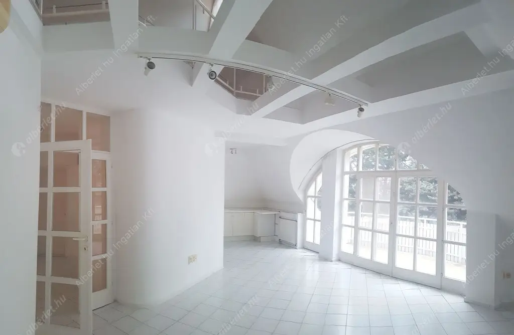 Kiadó albérlet 580000 Ft/hó áron: Budapest, XII. kerület  Patkó utca. Mérete: 152 nm, 5 szobás | Alberlet.hu - 6611793