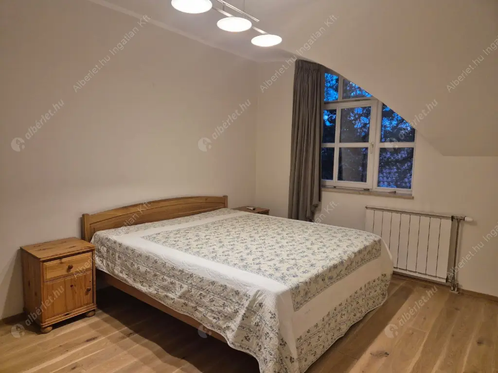 Kiadó albérlet 580000 Ft/hó áron: Budapest, XII. kerület  Patkó utca. Mérete: 152 nm, 5 szobás | Alberlet.hu - 6611802