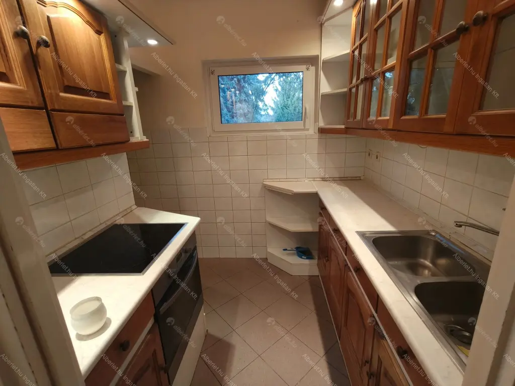 Kiadó albérlet 275000 Ft/hó áron: Budapest, XII. kerület  Pethényi út. Mérete: 53 nm, 2 szobás | Alberlet.hu - 6807834
