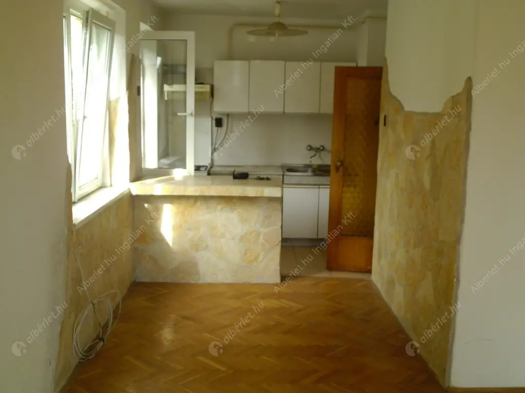 Kiadó albérlet 280000 Ft/hó áron: Budapest, XII. kerület  Susogó utca. Mérete: 60 nm, 2 szobás | Alberlet.hu - 6532225