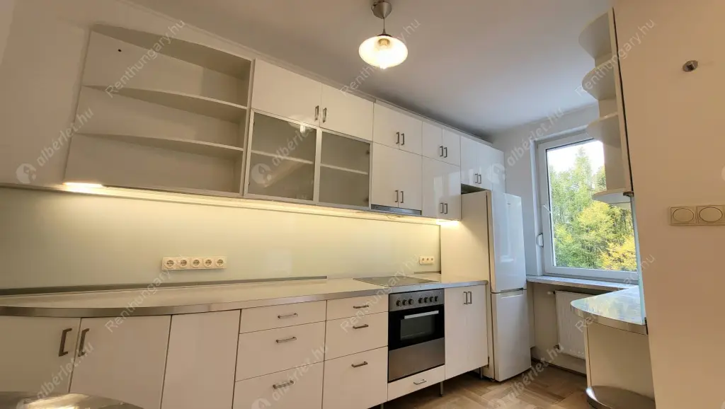 Kiadó albérlet 579000 Ft/hó áron: Budapest, XII. kerület  Szamóca utca. Mérete: 131 nm, 4 szobás | Alberlet.hu - 6565385