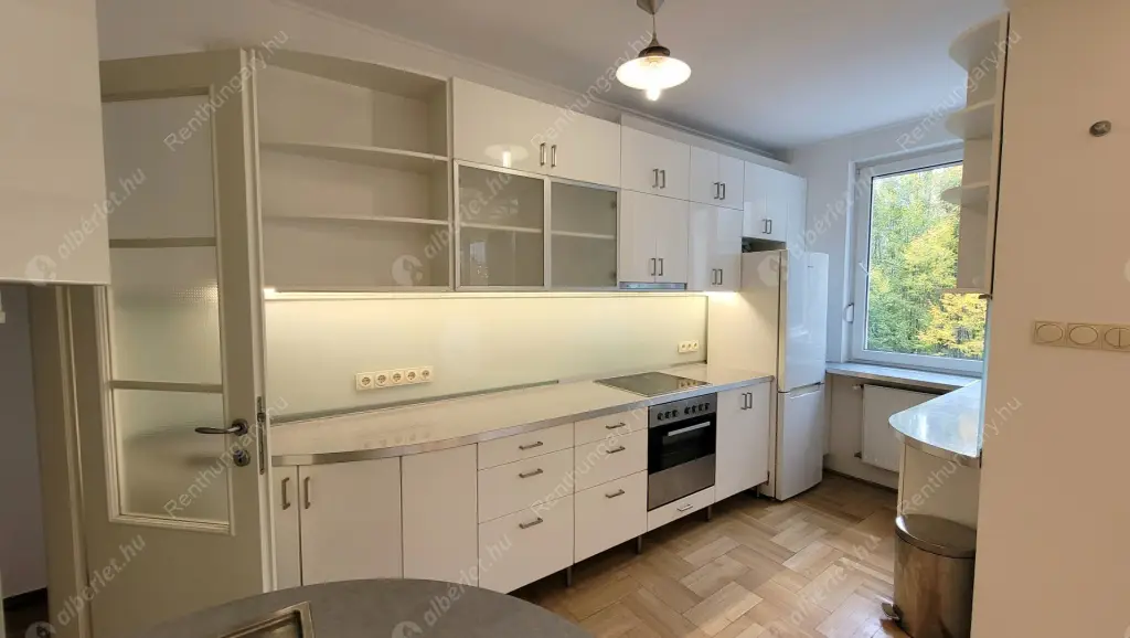 Kiadó albérlet 579000 Ft/hó áron: Budapest, XII. kerület  Szamóca utca. Mérete: 131 nm, 4 szobás | Alberlet.hu - 6565386