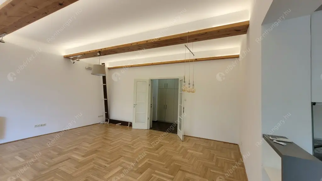 Kiadó albérlet 579000 Ft/hó áron: Budapest, XII. kerület  Szamóca utca. Mérete: 131 nm, 4 szobás | Alberlet.hu - 6565391