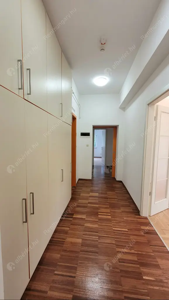 Kiadó albérlet 579000 Ft/hó áron: Budapest, XII. kerület  Szamóca utca. Mérete: 131 nm, 4 szobás | Alberlet.hu - 6565393