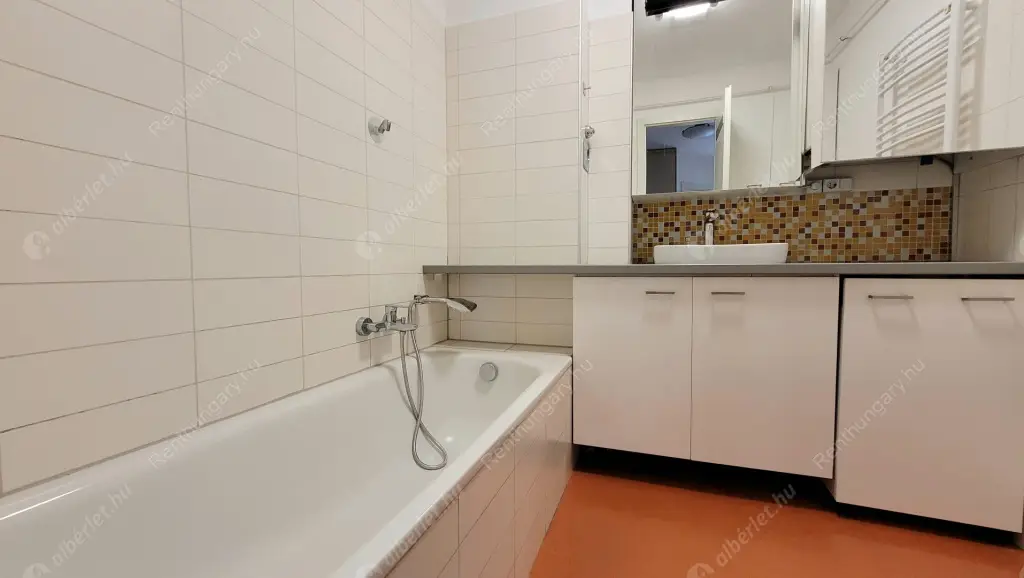 Kiadó albérlet 579000 Ft/hó áron: Budapest, XII. kerület  Szamóca utca. Mérete: 131 nm, 4 szobás | Alberlet.hu - 6565395