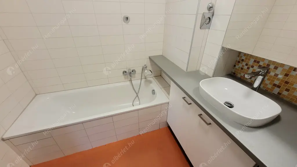 Kiadó albérlet 579000 Ft/hó áron: Budapest, XII. kerület  Szamóca utca. Mérete: 131 nm, 4 szobás | Alberlet.hu - 6565396