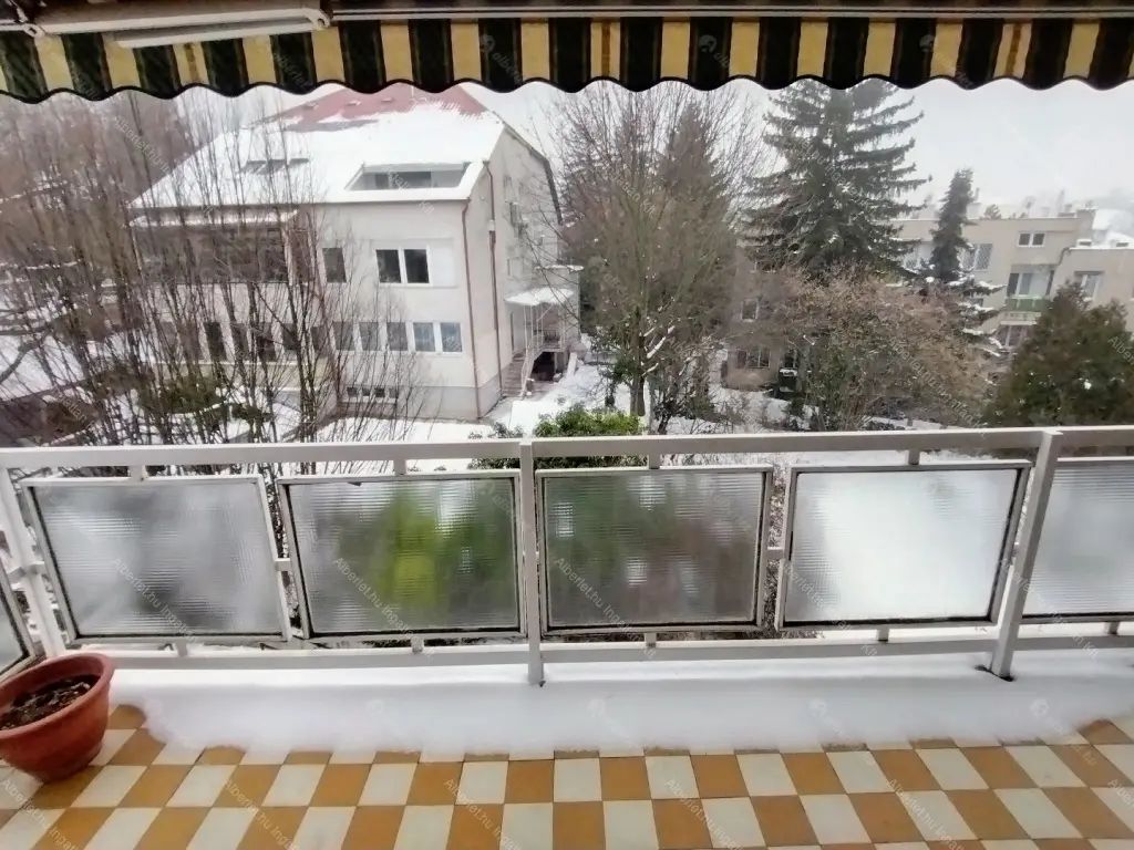 Kiadó albérlet 299000 Ft/hó áron: Budapest, XII. kerület  Szamóca utca. Mérete: 80 nm, 2 szobás | Alberlet.hu - 6641119