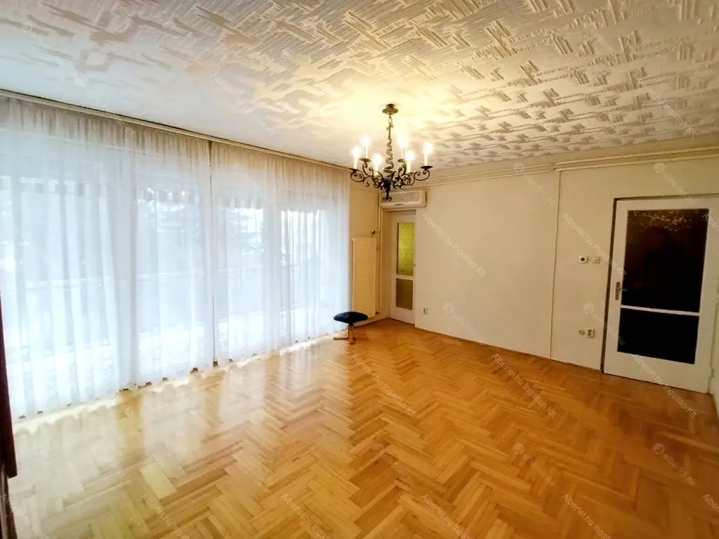 Kiadó albérlet 299000 Ft/hó áron: Budapest, XII. kerület  Szamóca utca. Mérete: 80 nm, 2 szobás | Alberlet.hu - 6641126