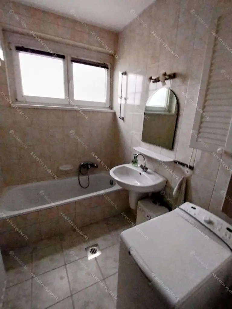 Kiadó albérlet 299000 Ft/hó áron: Budapest, XII. kerület  Szamóca utca. Mérete: 80 nm, 2 szobás | Alberlet.hu - 6641128