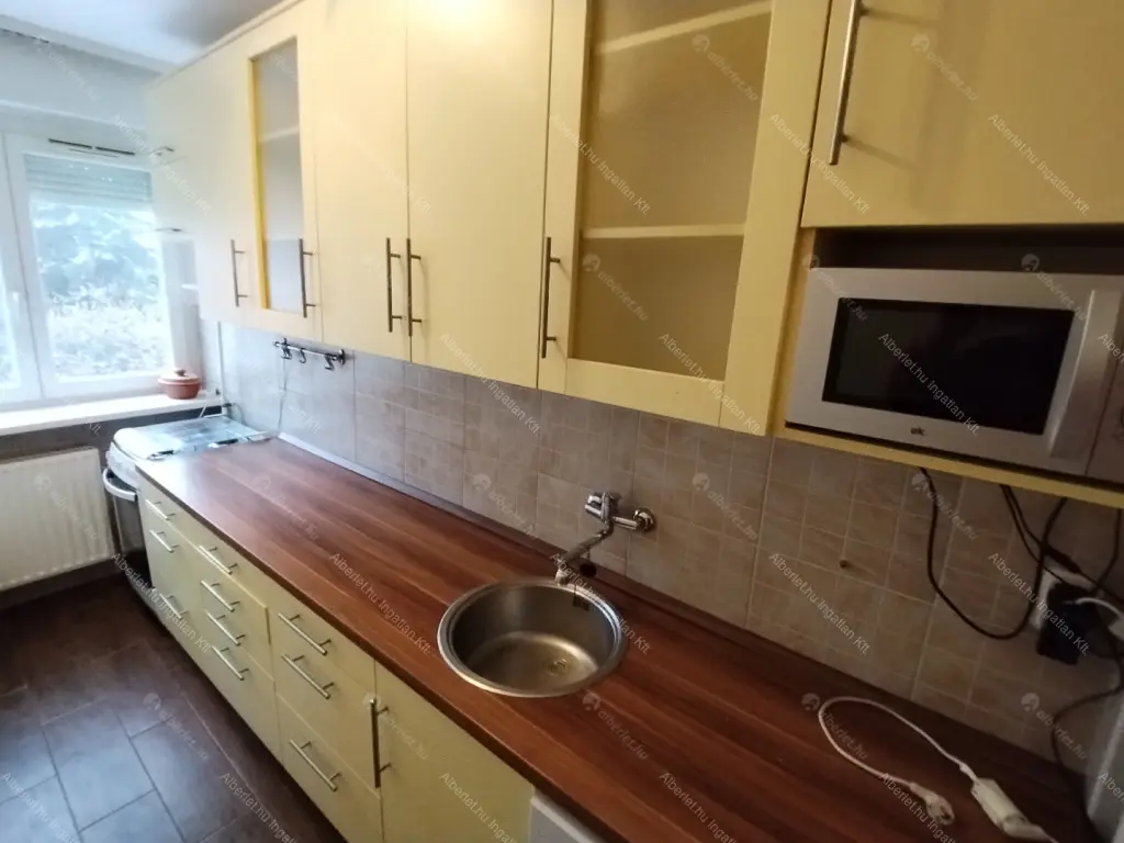 Kiadó albérlet 299000 Ft/hó áron: Budapest, XII. kerület  Szamóca utca. Mérete: 80 nm, 2 szobás | Alberlet.hu - 6641131