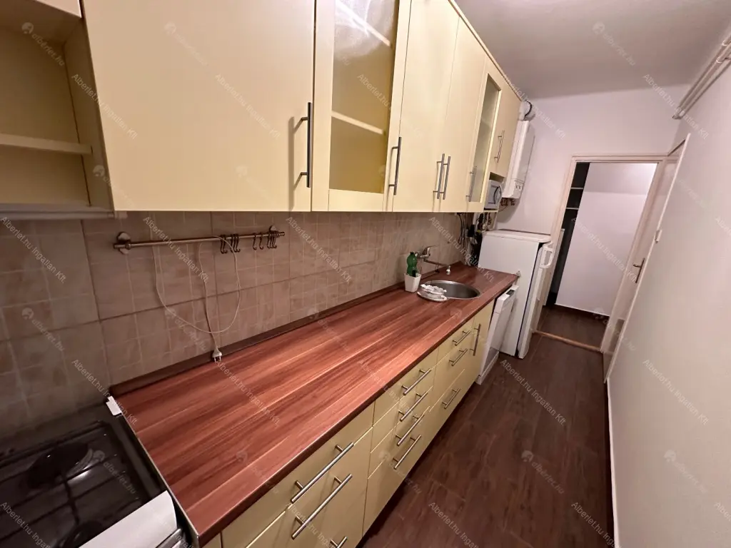 Kiadó albérlet 299000 Ft/hó áron: Budapest, XII. kerület  Szamóca utca. Mérete: 80 nm, 2 szobás | Alberlet.hu - 6641136